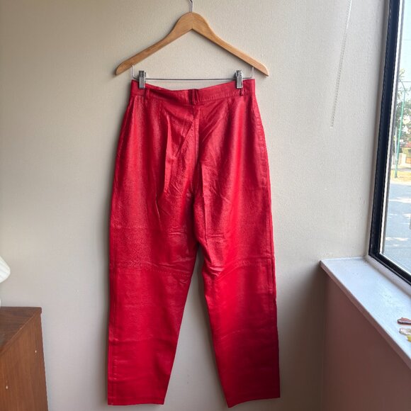 VINTAGE RED LEATHER PANTS SIZE 4/6 - Picture 2 of 2